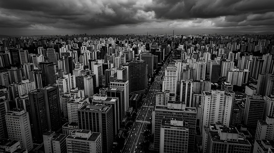 Não basta estar presente. É preciso ser notado.